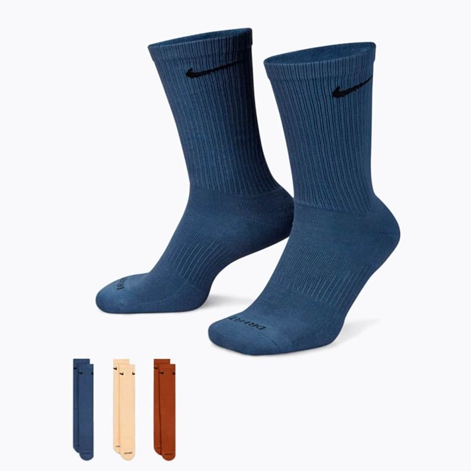 Nike Everyday Plus Cushioned Crew Antrenman Çorapları (3 Çift)