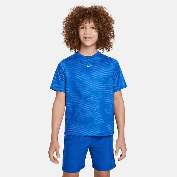 Nike Multi Dri-FIT Kısa Kollu Genç Erkek Çocuk T-Shirt