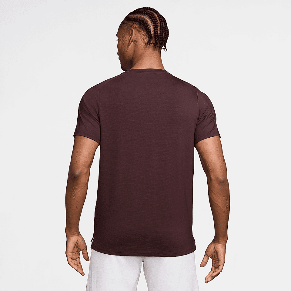 NikeCourt Advantage Dri-FIT Erkek Tenis Üstü